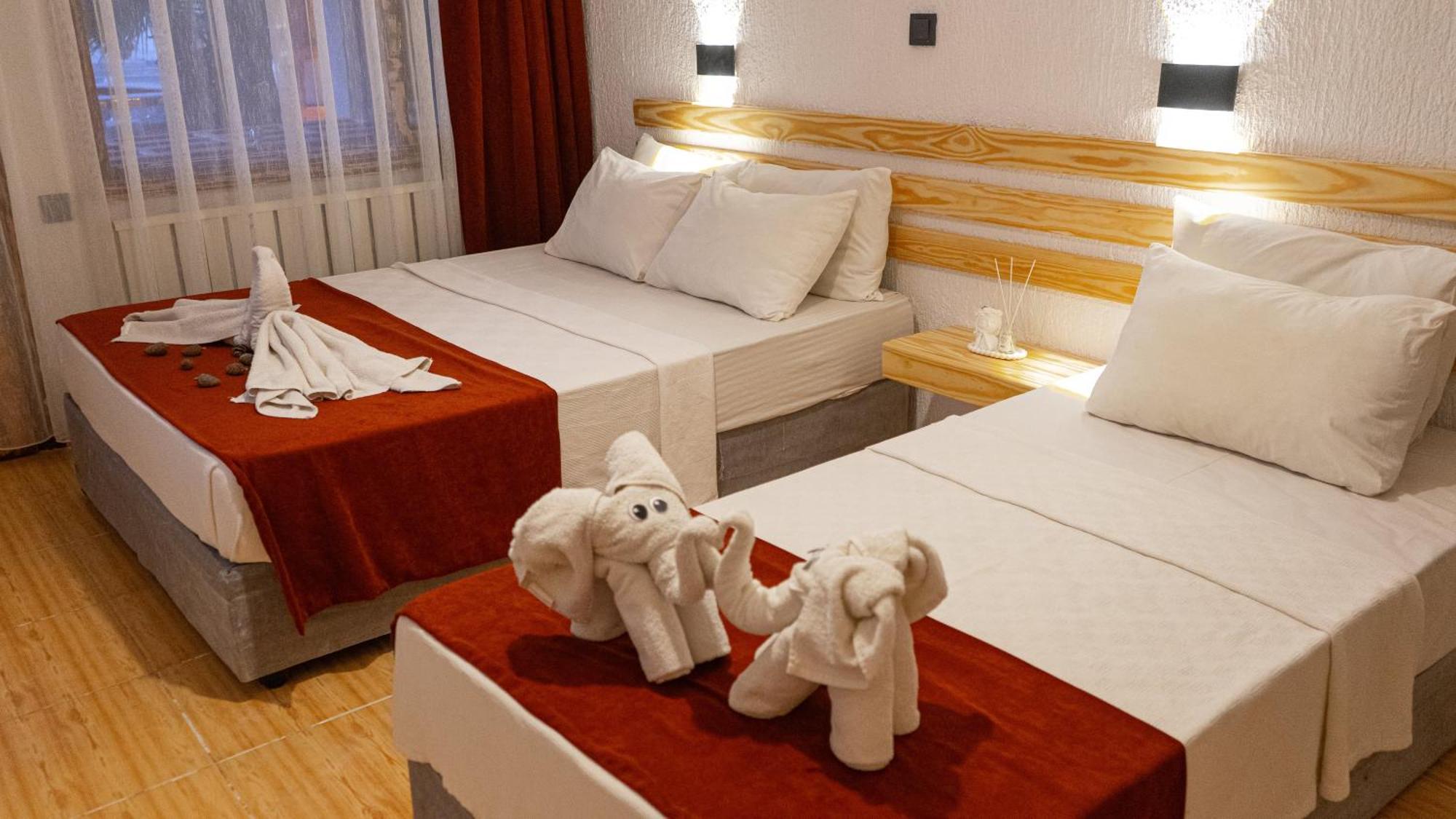 Club Aquarium Hotel & Spa Guvercinlik  Ngoại thất bức ảnh